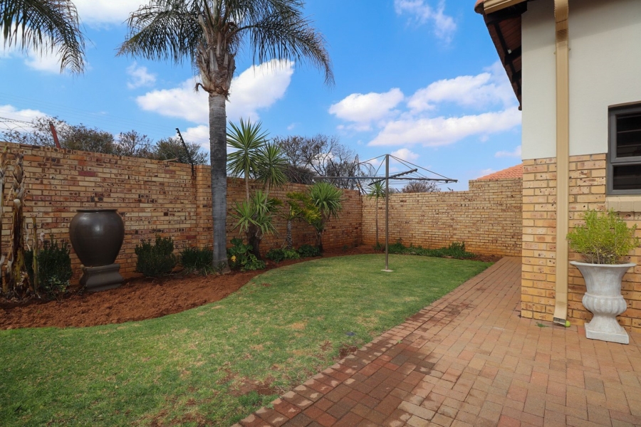 3 Bedroom Property for Sale in Wilkoppies North West